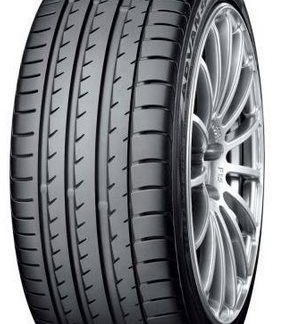 Pneumatico Yokohama 215/45 ZR17 Advan Sport V105S 215/45 R17 91Y Estivo